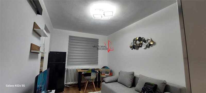 Valeriu Braniste, de inchiriat garsoniera ultracentrala, 20 mp, curte proprie.