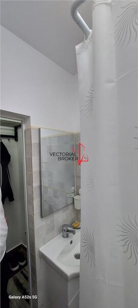 Valeriu Braniste, de inchiriat garsoniera ultracentrala, 20 mp, curte proprie.