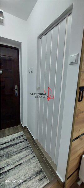 Valeriu Braniste, de inchiriat garsoniera ultracentrala, 20 mp, curte proprie.